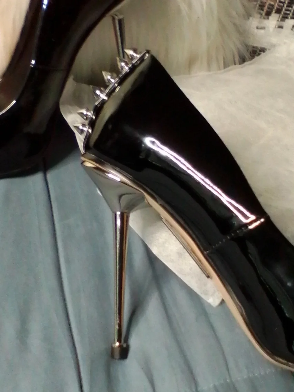 Azalea Wang chic black